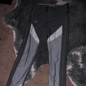Under Armour cropped leggings